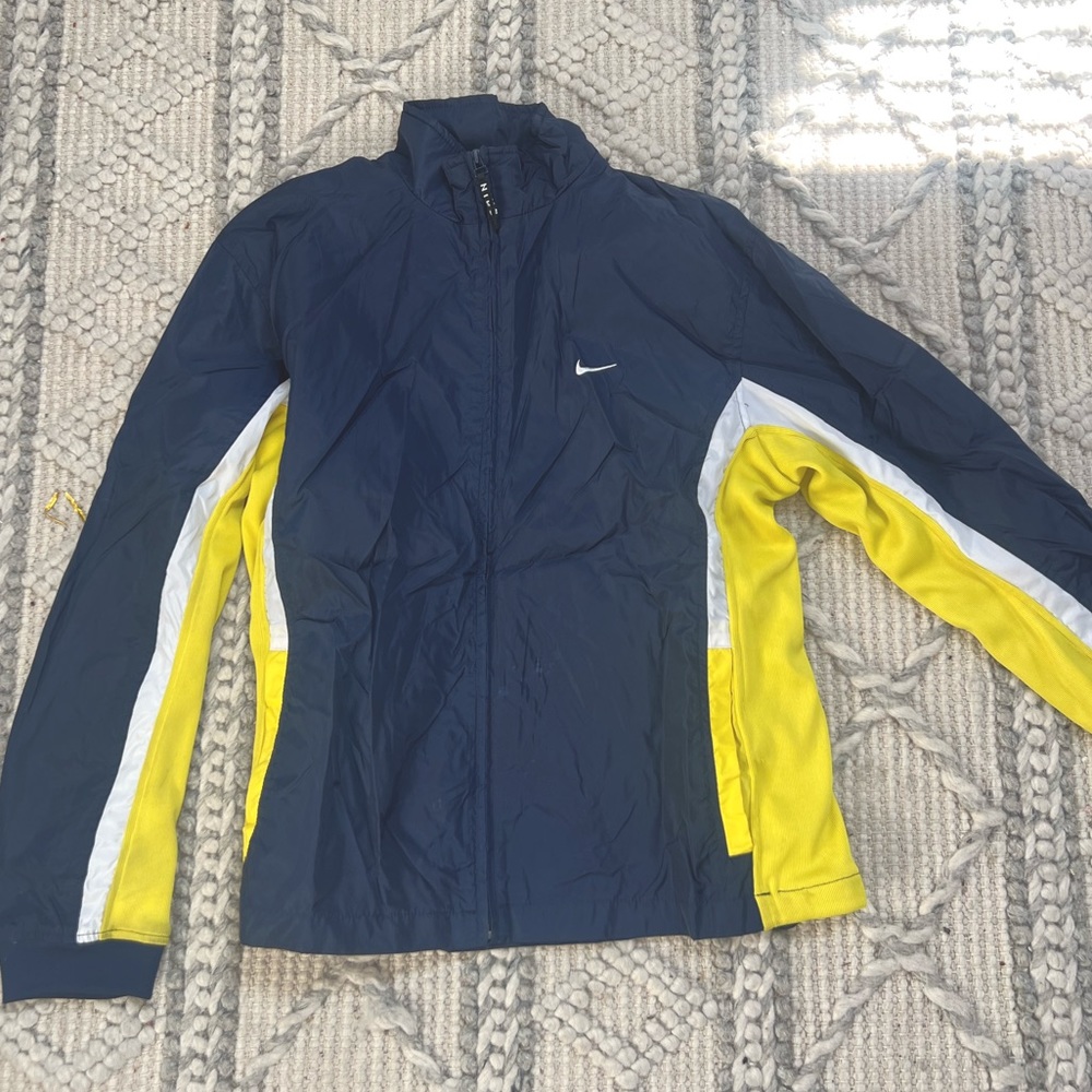 Nike neon windbreaker fits  small medium